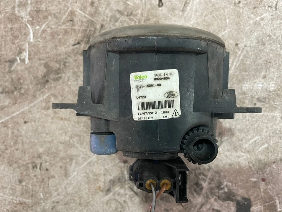 Ford Focus 2012 luz antiniebla delantera 2N11-15201-AB C401 Foto 2 de 4