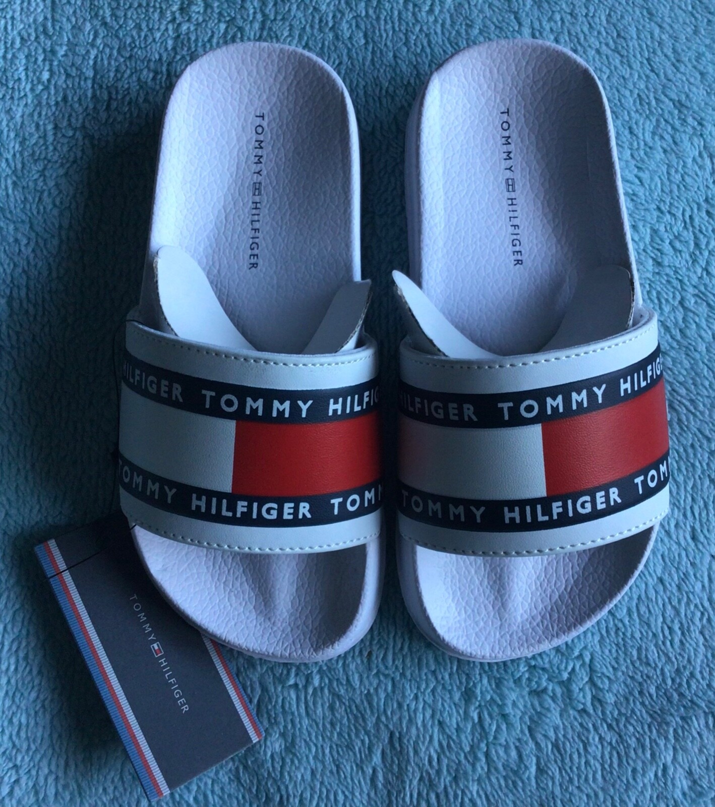 tommy hilfiger sliders