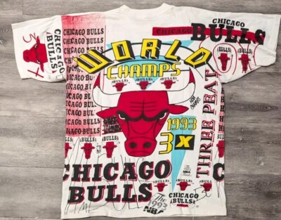 ウェア NBA 3PEAT CHAMPS T-SHIRTS CHICAGO BULLS 90s Chicago Bulls Three Peat NBA Champs 1991-93 t-shirt