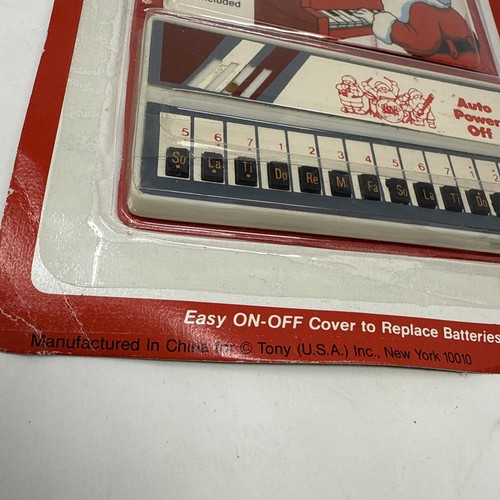 Vintage NOS Electron Echo? Tony Red Mini Electronic Piano Christmas Song Book - Picture 2 of 11
