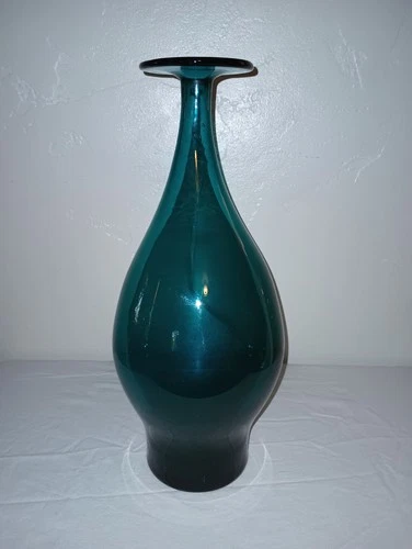 Vintage Modern, looks Blenko, glass emerald green blue is