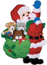 SALE Santa  Pals-Felt Applique Christmas Wall Hanging Kit - Design Works 5184