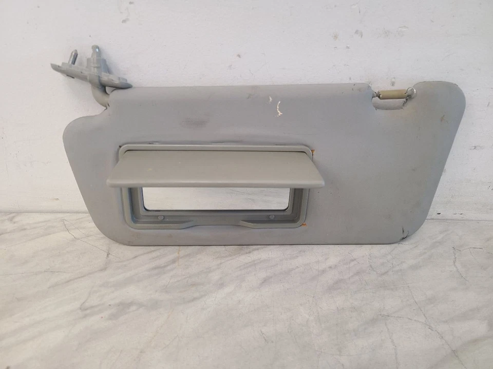 Driver Sun Visor Without Illumination Fits 04-09 SPECTRA 568563 Foto 2 de 4