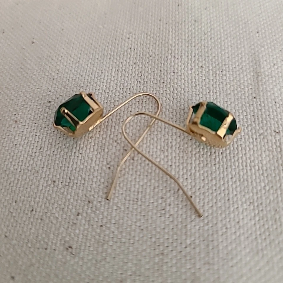 Brincos femininos de gota verde esmeralda tom dourado com gancho pendente joias - Imagem 3 de 4