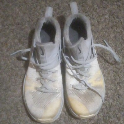 Nike womens Metcon Low Top Athletic Sneakers Lace-Up White/Gray (no box)