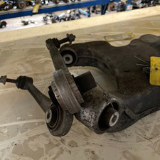 33326754557 Untere Schwinge suspendiert. Post. Links BMW Serie 6 (E63) 635d Cp�