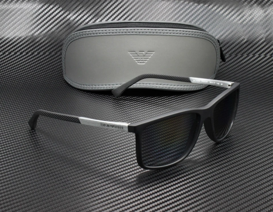Gafas de sol para hombre EMPORIO ARMANI EA4058 506381 negras de goma polarizadas grises 58 mm Foto 4 de 4