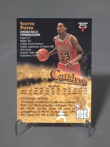 1997-98 Topps Finest Scottie Pippen "Catalysts" #1 NBA Trading Card with Peel - Bild 2 von 2