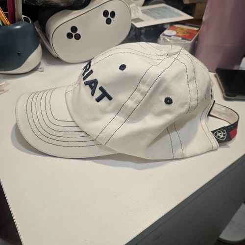 Ariat Cap White Black Adjustable Strapback Snapback Baseball Hat Unisex Logo - Foto 6 di 6
