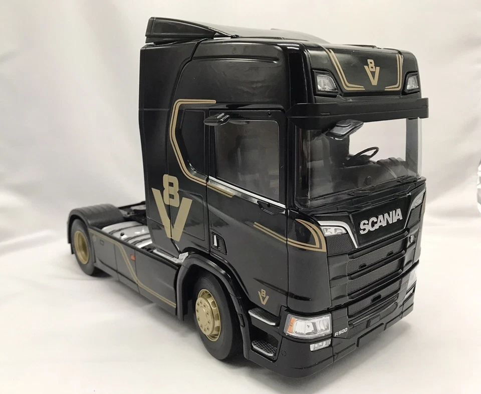 Scania R-Serie Topline In Scala 1:18 - Immagine 4 di 4