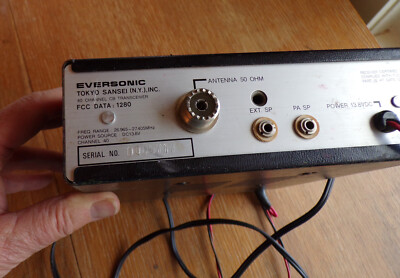 Eversonic 40 Channel Mobile CB Radio Receptor-Transceiver - Made