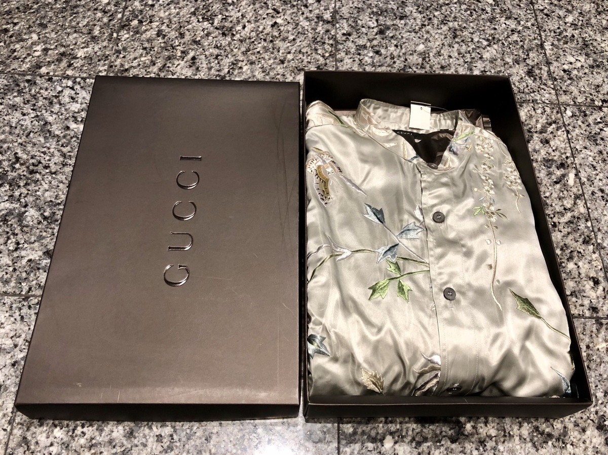GUCCI By Tom Ford Spring 2003 Embroidered Flower Bird 100 GUCCI By Tom Ford Spring 2003 Embroidered Flower Bird 100