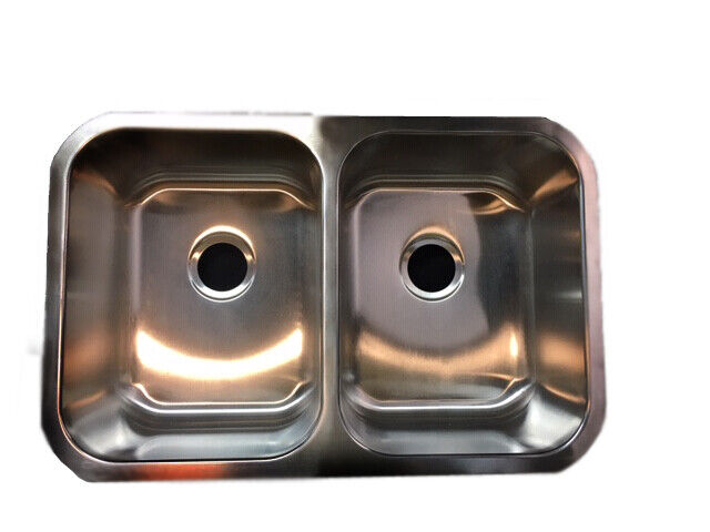 50/50 Double Basin Stainless Steel 32 in Undermount Kitchen