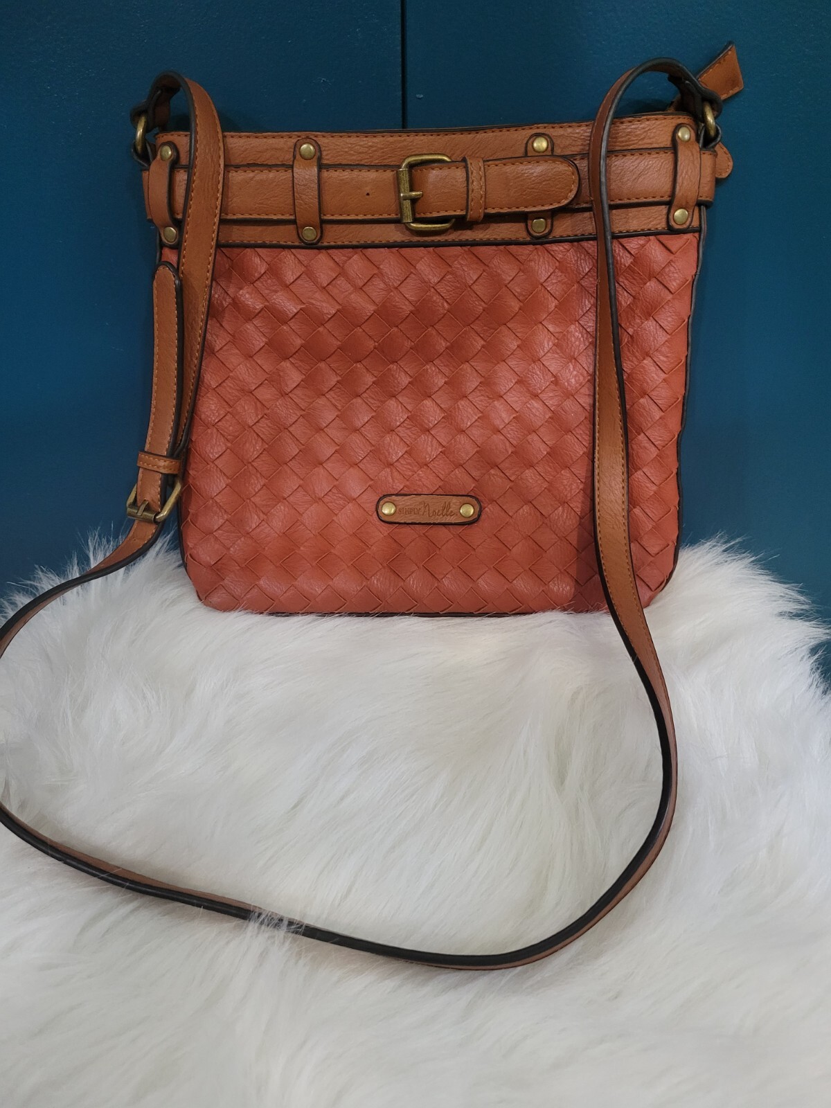 Simply Noelle Brown Wedge Style Crossbody Purse Gem
