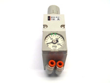 SMC ARM11BA1-R68-AZ Manifold Regulator Block 100PSI