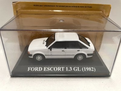 Ford escort 1.3 GL 1982 1/43 Ixo Altaya Diecast modelcar