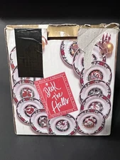 Tienshan Fine China 12 Days of Christmas Deck The Halls 7.5" Dessert Plates 1995