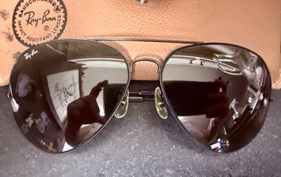 Vintage Ray Ban USA Aviator Black frame Sunglasses Super Rare w Case
