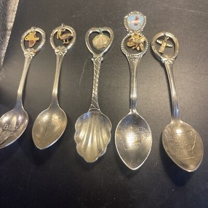 Souvenir Spoons with Dangling Charms Lot of   5 Busch Gardens, Space Center, TN,