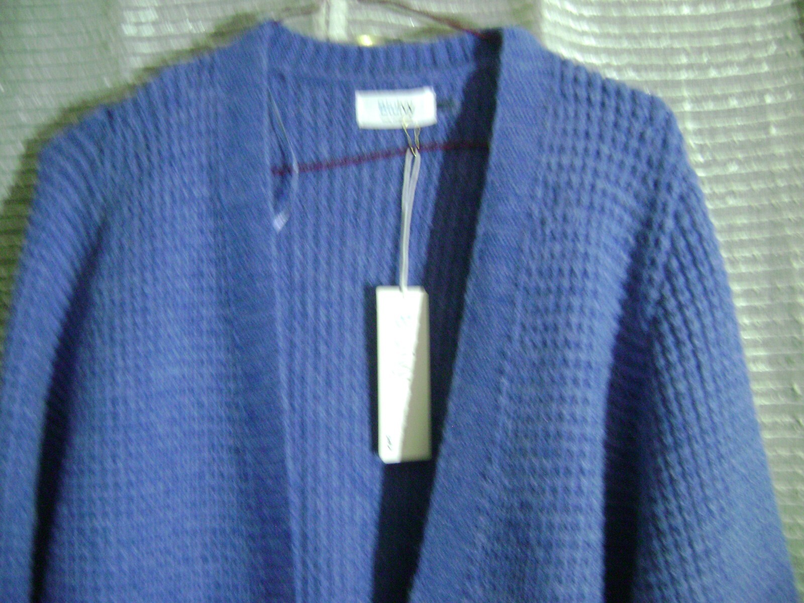 Picture 2 of 8
