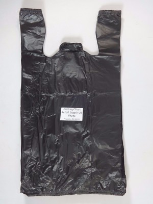 1000 Qty. GRACIAS Plastic T-Shirt Bags 1/6 Black with Handles 11.5'' x 6.5'' x 22''