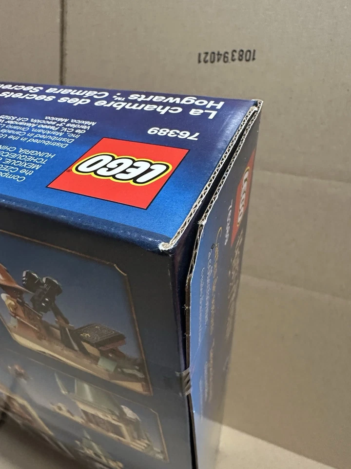 LEGO Harry Potter - 76389 - Hogwarts Chamber of Secrets - NEW - FREE SHIPPING - Image 3 of 4