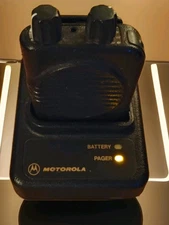 Motorola Minitor IV Voice Pager VHF  With Stored Voice With Charger