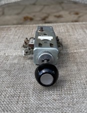 RARE HOLDEN 1948-56 FX-FJ SPECIAL GENUINE DELCO-REMY DASH HEAD-LIGHT SWITCH! EC