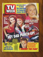 TV week Feb 8  1992, Keanu Reeves pin up, Julie McGregor / Rachael Beck cover