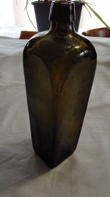 Antique Dark Green Square Gin Case Bottle Collectible Pre-1900