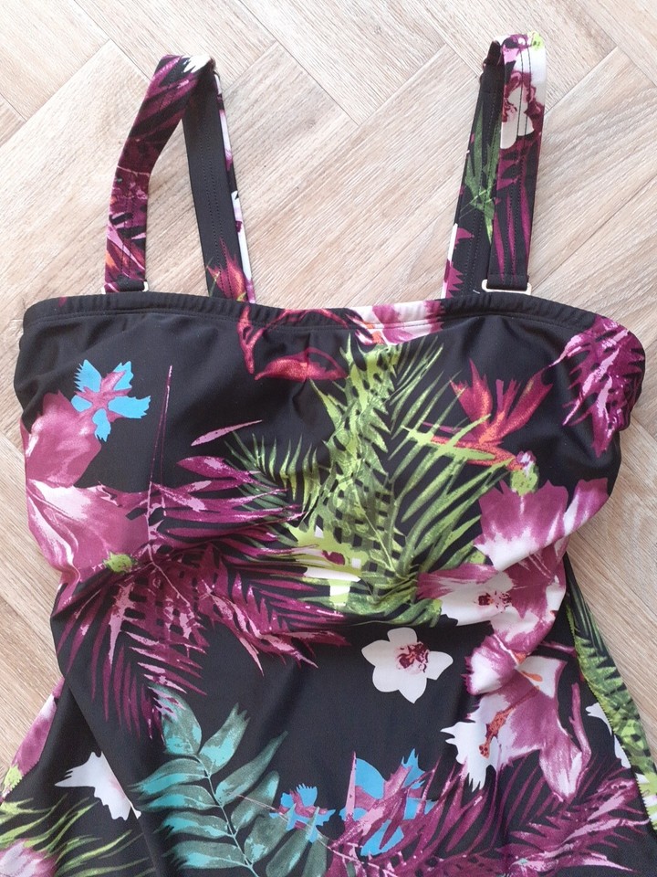 Flattering BONPRIX Jungle Floral Print Swimsuit Size 14 Bandeau Or