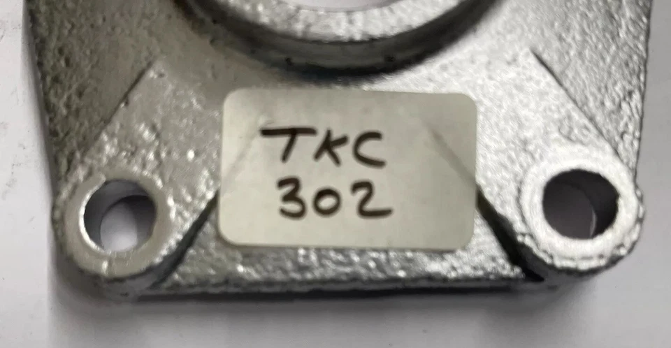 SELLO DE ACEITE CARCASA DE EJE MANUAL TRIUMPH TKC 302 R TR7 Y TR8 3 VELOCIDADES Foto 3 de 4