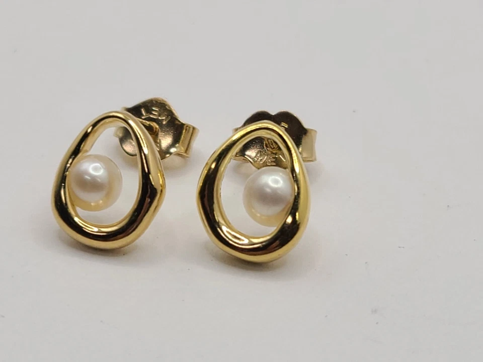 Pandora Oval Shaped & Treated Cultured Pearl Stud Earrings 263295C01 - Image 3 of 4