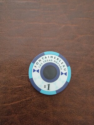1 ONE $1 Las Vegas Fountainebleau Casino Poker Chip MINT Uncirculated!
