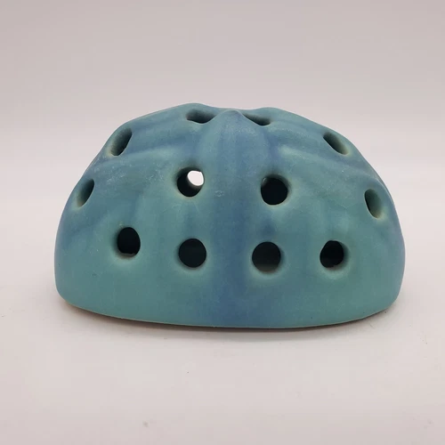 VAN BRIGGLE BLUE OMBRE POTTERY FLOWER FROG