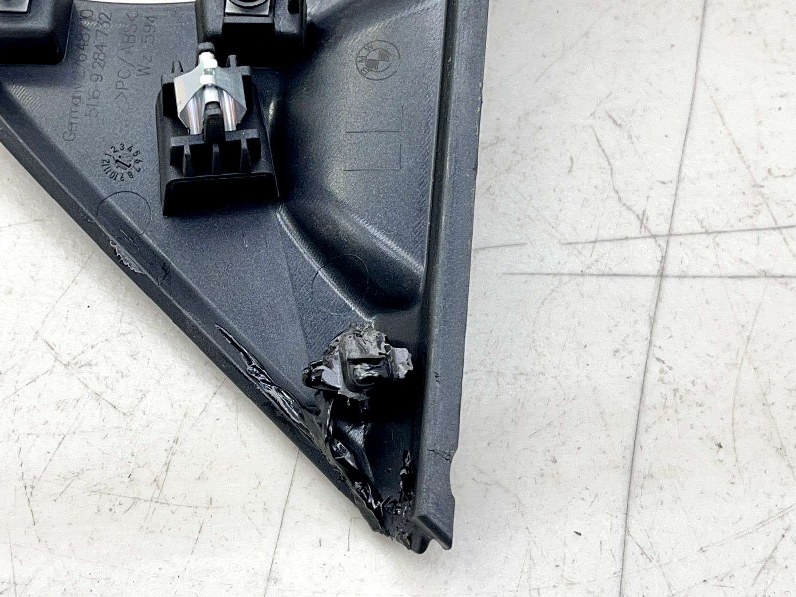 2014-2020 BMW I8 OEM Center Console Shifter Trim Panel Cover Assembly 9284827