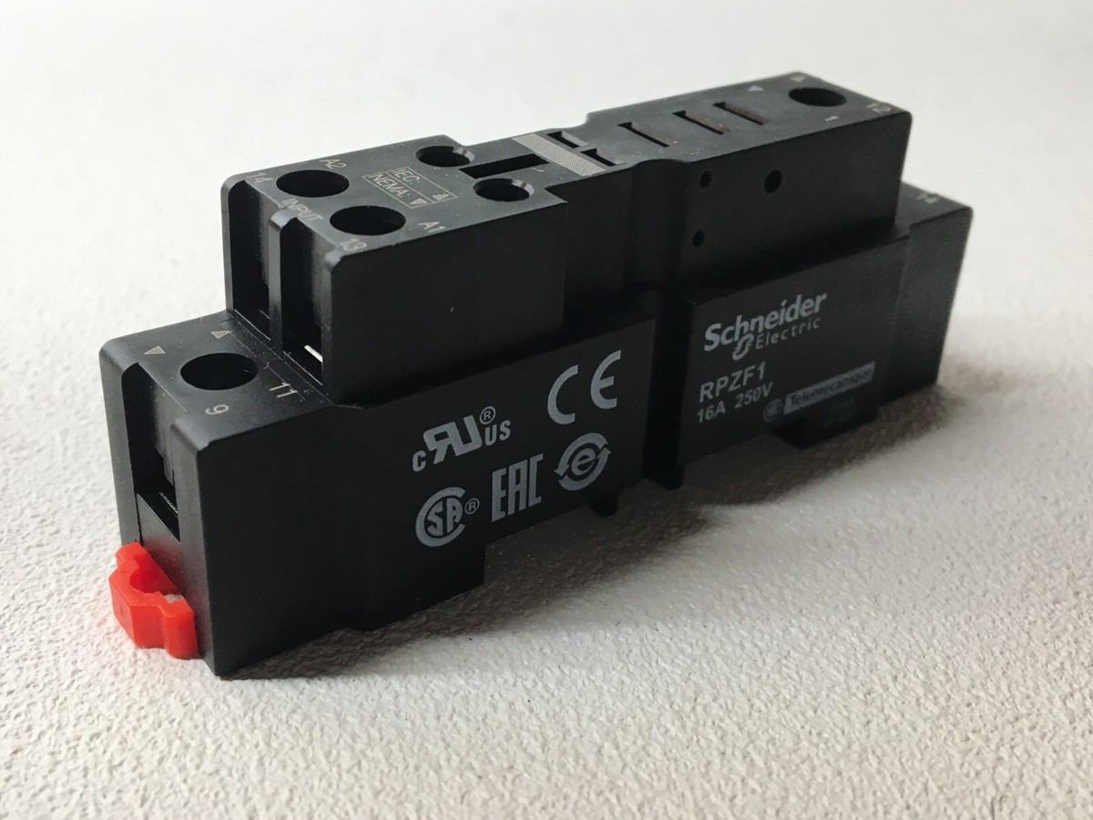 New! (Lot of 7) Schneider Electric RPZF1 Relay Socket Base (#60144