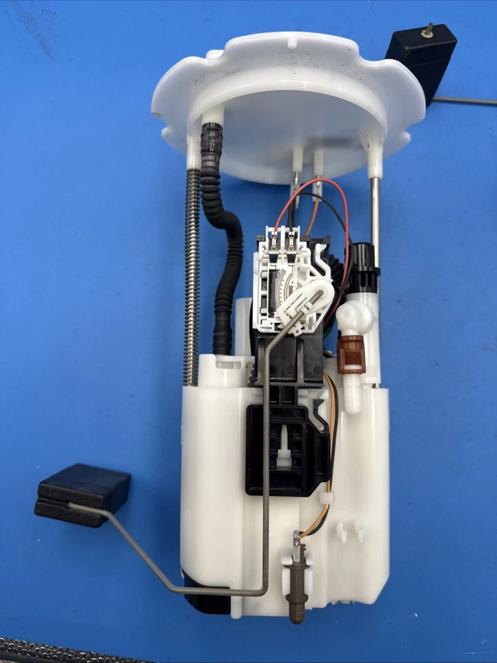 2008-2013 INFINITI G37 BOMBA DE GASOLINA COMBUSTÍVEL COM CONJUNTO DE SENSOR DE ALAVANCA 3.7L FABRICANTE DE EQUIPAMENTO ORIGINAL - Imagem 3 de 4