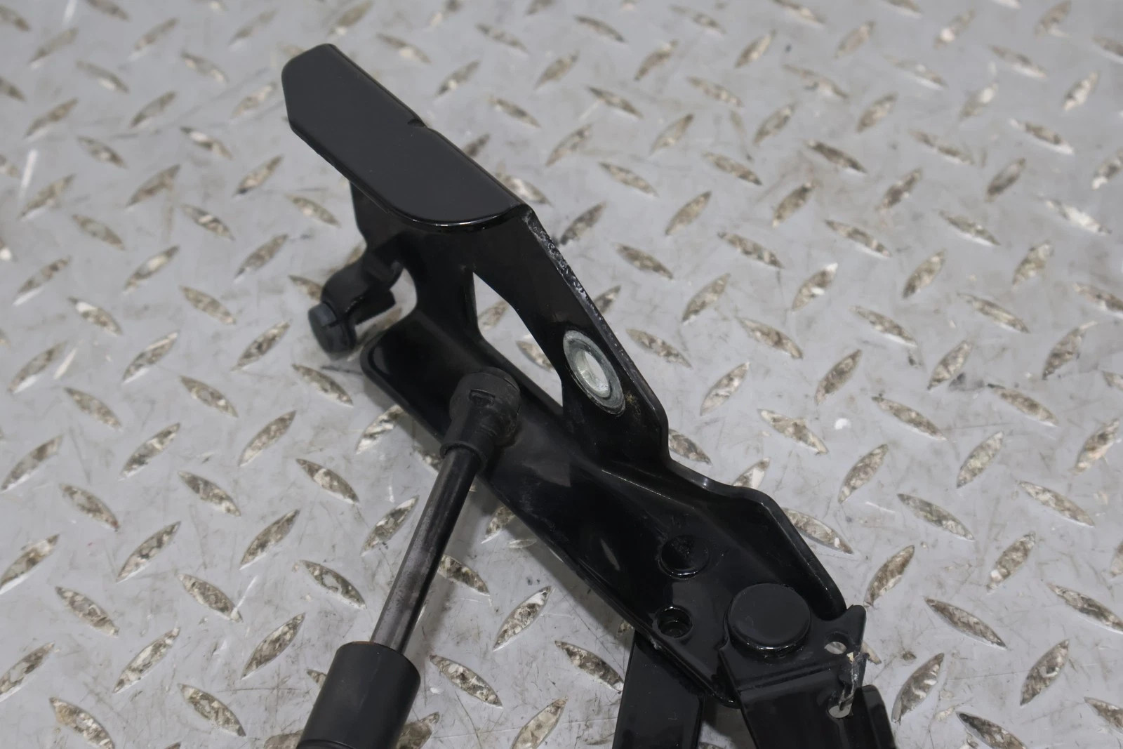Bentley Flying Spur 2006-2012 Left, right Engine lid hinges Pair