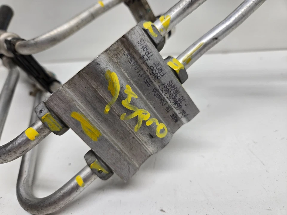 Tubos de manguera de enfriador de aceite de transmisión RAM ProMaster 1500 2500 2014-2019 3,6 Foto 4 de 4