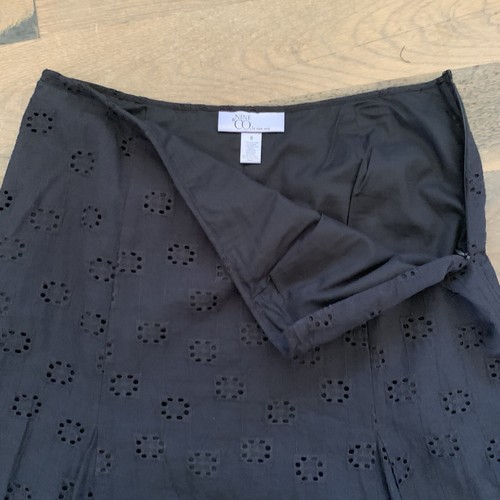 Nine & Co Black Eyelet Cotton Skirt Size 8 - Picture 5 of 7