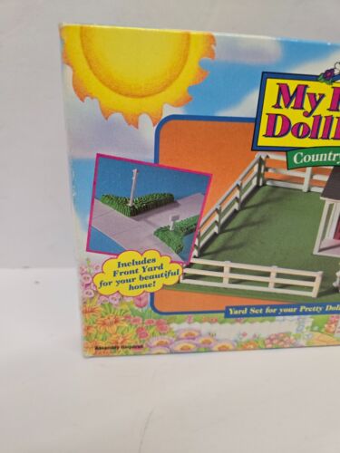 My Pretty Dollhouse Country Corral Galoob #31640, 1994 nuovo con scatola - Foto 2 di 17