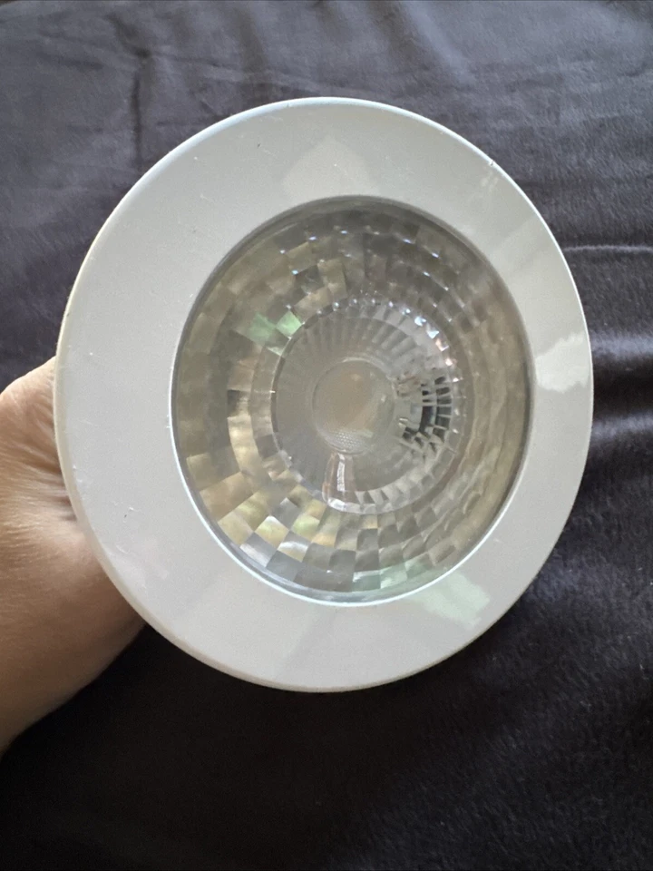 Ge basic Dimmable LED 500 Lumen par38 Floodlight outdoors 1 bulb - Image 3 of 4