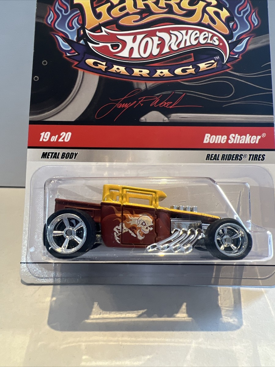 Hot Wheels Larry's Garage CHASE #19 Yellow/Brown Bone Shaker