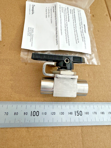 Swagelok SS-43GF4-LH 1/4" NPTF Ball Valve 316 Stainless St 3000PSIG Lock Handle - Picture 7 of 9