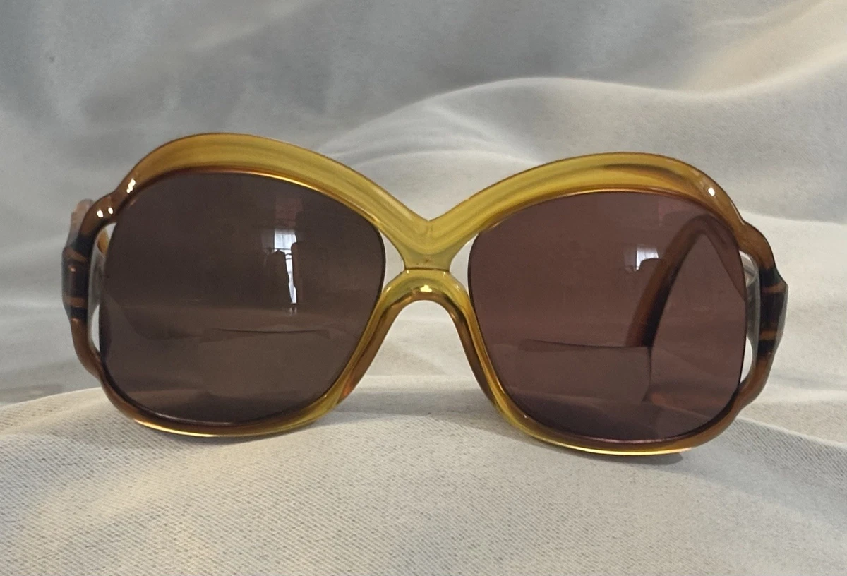 Stunning Pair of Vintage Givenchy Leopard and Black Sunglasses GIVENCHY EYEWEAR 4G rectangular-frame tortoiseshell acetate  main image 3