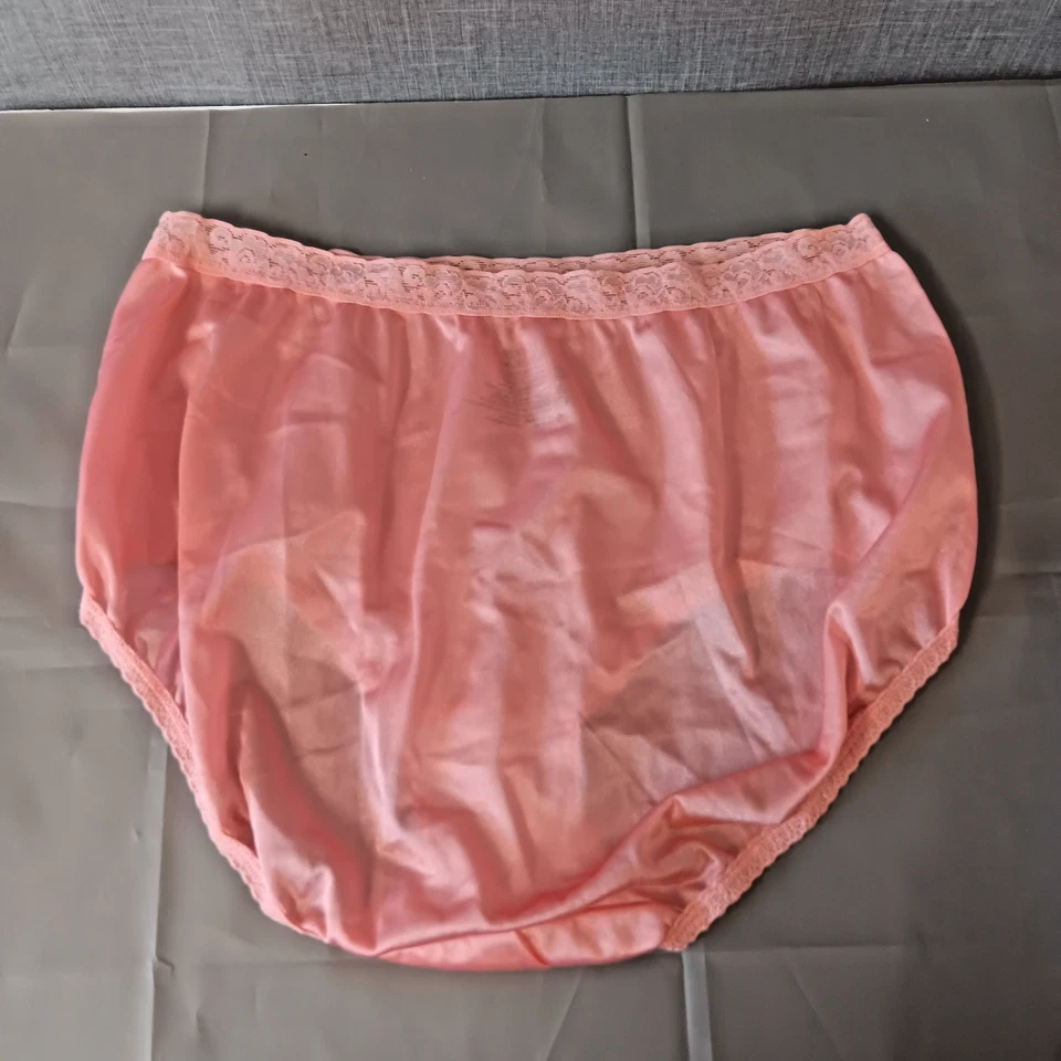 Lote Bragas Hanes Talla 8 XL Anchas Encaje Satinado 100% Nylon Rosa Suave Sedoso Sissy Foto 3 de 4