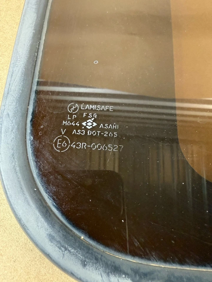 92-95 Honda Civic EX 4Door Sedan Sunroof Moon Roof Glass OEM * NO RUST* - Image 2 of 4