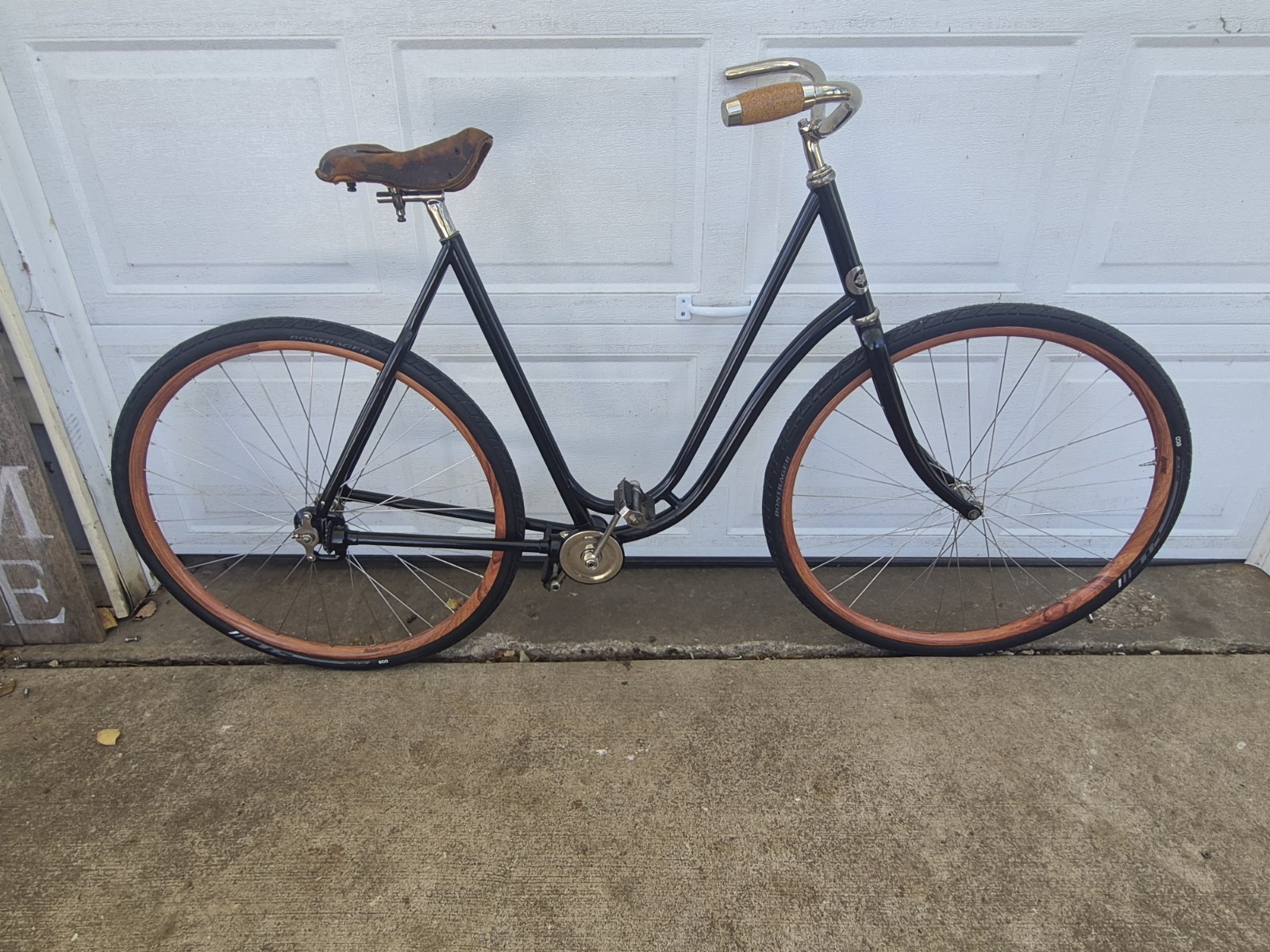 (Used) Vintage Antique Toc 1899 Cresent No18 Chainless Shaft Drive 28" Wood Rim Bicycle (1500.00 USD) (Used) Vintage Antique Toc 1899 Cresent No18 Chainless Shaft Drive 28" Wood Rim Bicycle (1500.00 USD)