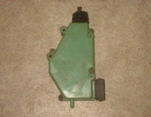 VW T4 MULTIVAN 90-03 STELLMOTOR ZENTRALVERRIEGELUNG SCHLOß L/R 7D0959781A 4-PIN